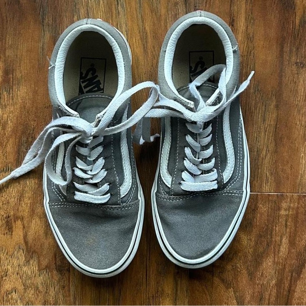 Vans Old Skool Sneakers in Gray and White women’s Size 5 - Picture 1 of 4